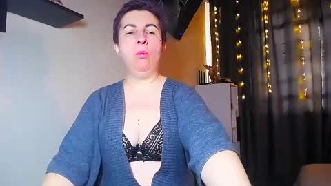 Snapshot of miss_tasha_kom chatting on 13, 2, 2025 miss_tasha_kom online show from 13, 2, 2025