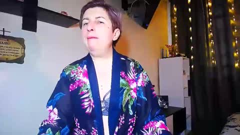 Snapshot of miss_tasha_kom chatting on 3, 3, 2025 miss_tasha_kom online show from 3, 3, 2025