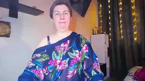 Snapshot of miss_tasha_kom chatting on 4, 3, 2025 miss_tasha_kom online show from 4, 3, 2025