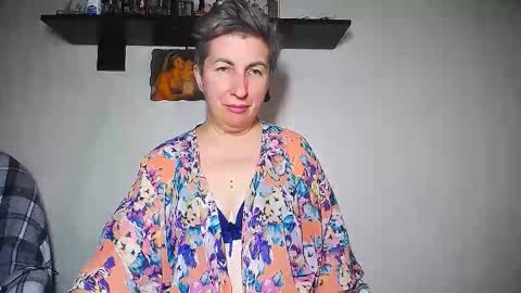 Snapshot of miss_tasha_kom chatting on 12, 9, 2025 miss_tasha_kom online show from 12, 9, 2025