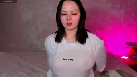 Snapshot of miss_teasee chatting on 15, 4, 2026 JULIE online show from 15, 4, 2026