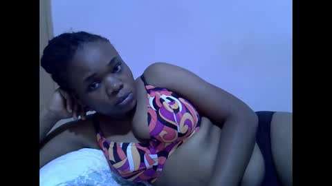Snapshot of miss_velour chatting on 19, 4, 2026 miss_velour online show from 19, 4, 2026