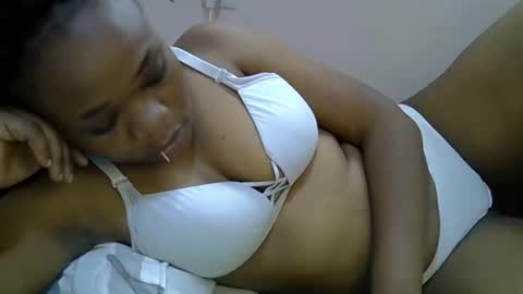 Snapshot of miss_velour chatting on 16, 5, 2026 miss_velour online show from 16, 5, 2026
