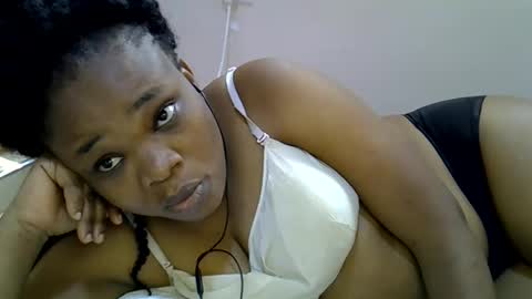 Snapshot of miss_velour chatting on 22, 5, 2026 miss_velour online show from 22, 5, 2026