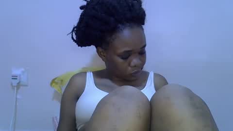 Snapshot of miss_velour chatting on 27, 5, 2026 miss_velour online show from 27, 5, 2026