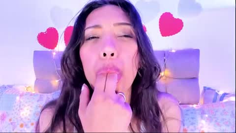 Miss Veronica online show from 13, 2, 2025