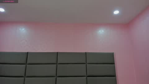 Snapshot of miss_veronicaa chatting on 21, 12, 2024 Veronica summer 7AM to 1500 PM hour GMT-5 online show from 21, 12, 2024