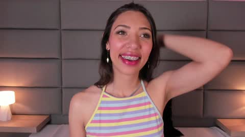 Snapshot of miss_veronicaa chatting on 25, 1, 2025 Veronica summer 7AM to 1500 PM hour GMT-5 online show from 25, 1, 2025