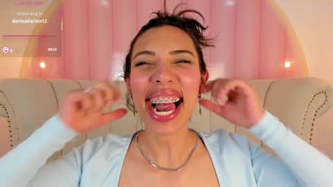 Snapshot of miss_veronicaa chatting on 27, 1, 2025 Veronica summer 7AM to 1500 PM hour GMT-5 online show from 27, 1, 2025