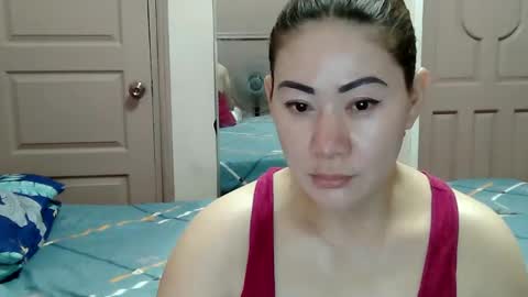 Snapshot of miss_zephyr chatting on 23, 2, 2026 HOT MOMMY ZEPHYR online show from 23, 2, 2026