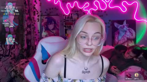 Snapshot of missa__amane chatting on 4, 12, 2024 Misa online show from 4, 12, 2024