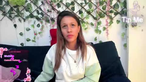 Snapshot of missangel_8 chatting on 17, 12, 2025 Missangel 8 online show from 17, 12, 2025