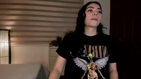 Ariadna Ruiz online show from 14, 4, 2026