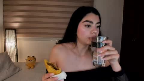 Ariadna Ruiz online show from 16, 4, 2026