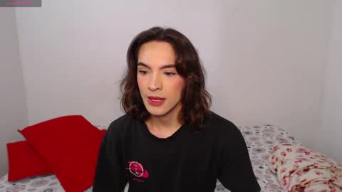 Snapshot of missarii28 chatting on 2, 5, 2026 Mis Ari online show from 2, 5, 2026