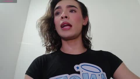 Snapshot of missarii28 chatting on 20, 5, 2026 Mis Ari online show from 20, 5, 2026