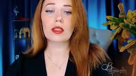 Snapshot of missbeverlymills chatting on 28, 6, 2026 The divine Beverly online show from 28, 6, 2026