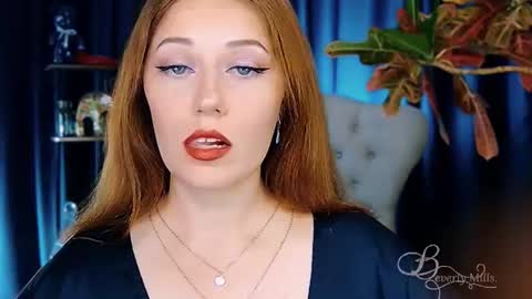 Snapshot of missbeverlymills chatting on 15, 7, 2026 The divine Beverly online show from 15, 7, 2026