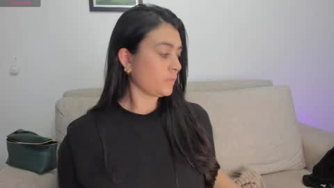 Bianca Torres online show from 14, 4, 2026