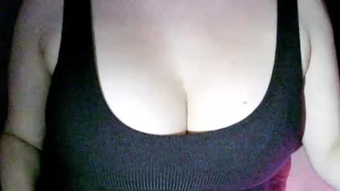Snapshot of missbiny chatting on 8, 7, 2026 Avamlash online show from 8, 7, 2026