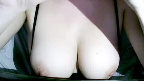 Snapshot of missbiny chatting on 17, 7, 2026 Avamlash online show from 17, 7, 2026