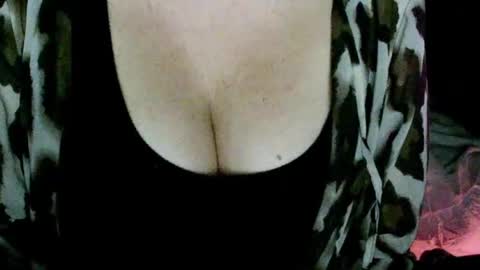 Snapshot of missbiny chatting on 26, 7, 2026 Avamlash online show from 26, 7, 2026