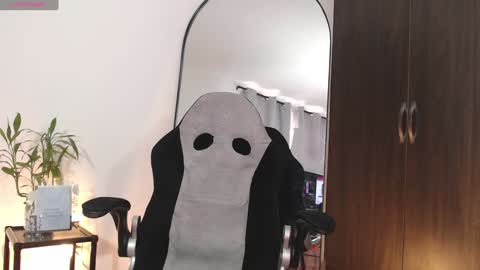 MissBlair online show from 31, 1, 2025