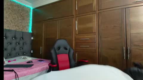 Brenda online show from 9, 10, 2025