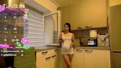 Snapshot of missbya chatting on 1, 10, 2025 missbya online show from 1, 10, 2025