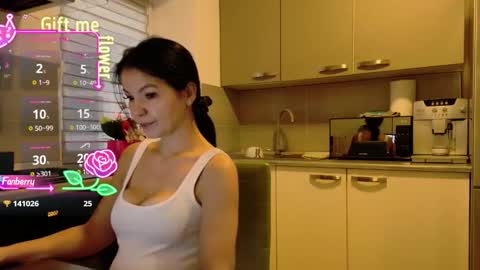 Snapshot of missbya chatting on 10, 11, 2025 missbya online show from 10, 11, 2025