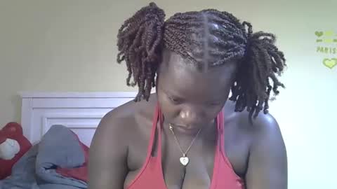 Snapshot of misscandy352_ chatting on 19, 4, 2026 misscandy352_ online show from 19, 4, 2026