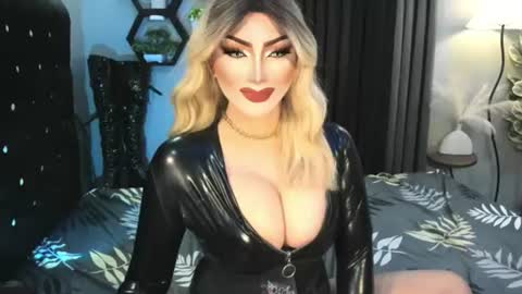 Snapshot of misschannel4sub chatting on 22, 6, 2026 PRIESTESS CHANNEL online show from 22, 6, 2026