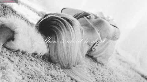 Chloe freelance model Please your thumbs up are important  online show from 31, 10, 2025