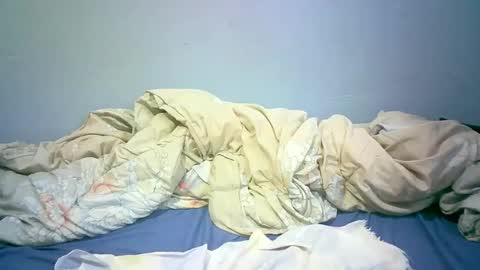 Snapshot of misscuteberry chatting on 4, 3, 2025 VAL online show from 4, 3, 2025