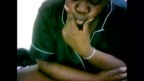 Snapshot of misscuteberry chatting on 24, 10, 2025 VAL online show from 24, 10, 2025