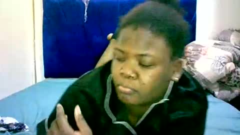 Snapshot of misscuteberry chatting on 30, 11, 2025 VAL online show from 30, 11, 2025