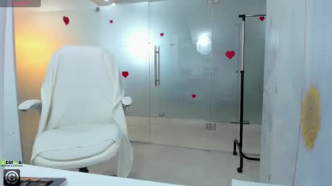 Miss Domina online show from 6, 2, 2026