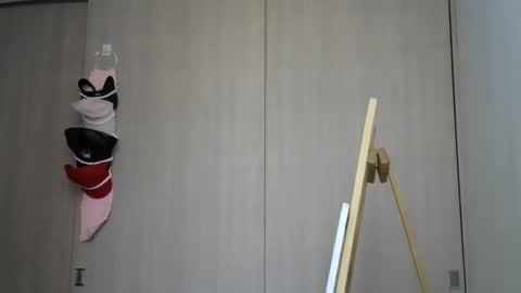 melodie  online show from 11, 1, 2025