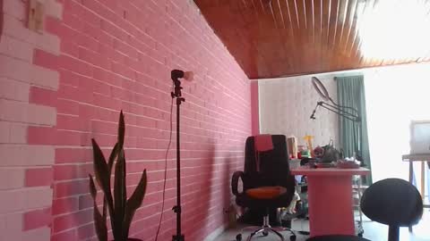 melodie  online show from 16, 12, 2025