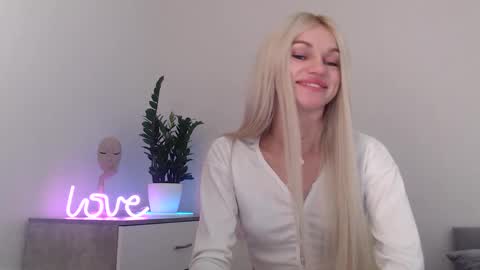 EMMA online show from 28, 12, 2024