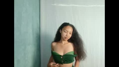 MadagascarQueen online show from 3, 5, 2026