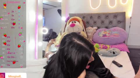 Gisell   Gigi online show from 4, 1, 2025