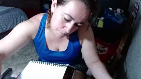 Snapshot of missgomezz_ chatting on 4, 6, 2026 Maria Gomezz online show from 4, 6, 2026