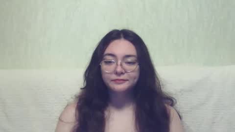 Snapshot of missis_mona chatting on 10, 1, 2025 missis mona online show from 10, 1, 2025