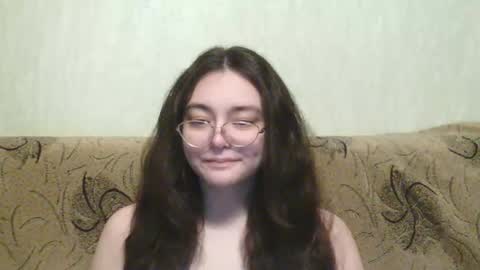 Snapshot of missis_mona chatting on 6, 3, 2025 missis mona online show from 6, 3, 2025