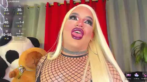 kassandra lazcano online show from 13, 11, 2025