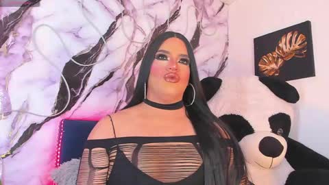 kassandra lazcano online show from 19, 4, 2026