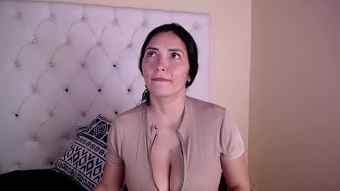 Snapshot of misskharla chatting on 18, 12, 2024 Danna online show from 18, 12, 2024