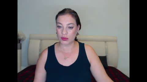 Khloe online show from 9, 11, 2025