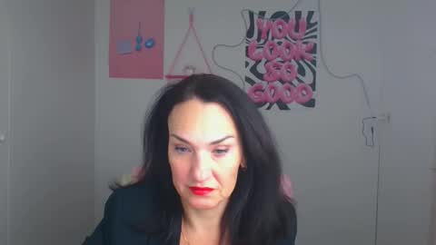 Christina online show from 24, 4, 2026